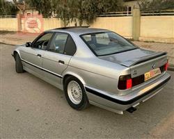 بی ئێم دەبڵیو سیریەس 5